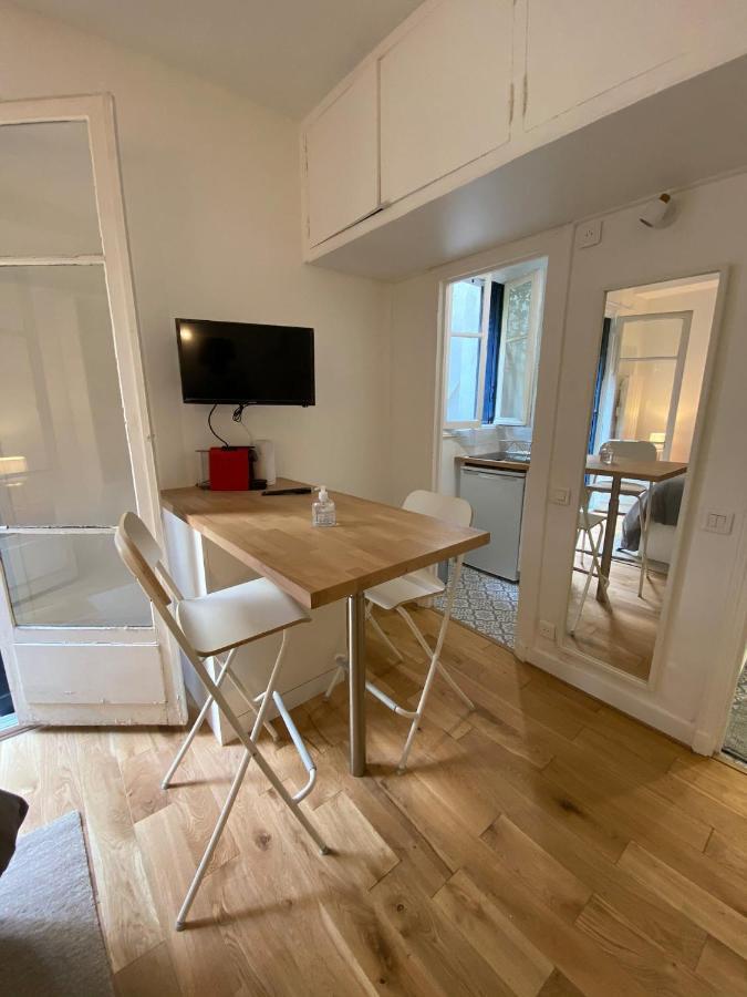Appartement Alerte bien rare ! Studio avec terrasse à Paris Extérieur photo